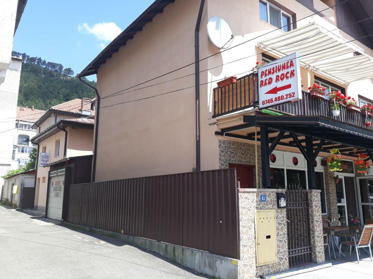 Pensiunea Red Rock Piatra Neamţ Exteriér fotografie